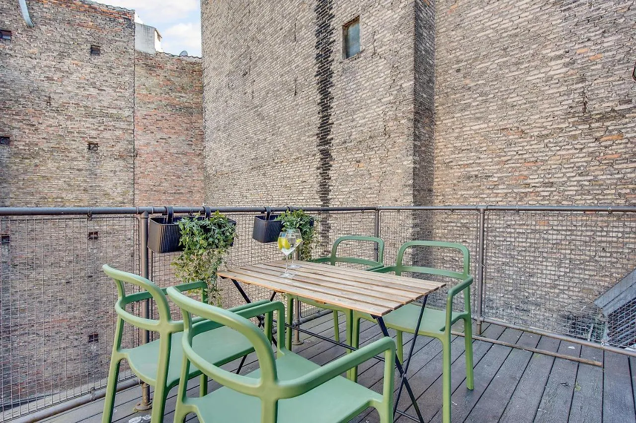 Sanders Main - Endearing Two-Bedroom Duplex Apartment With A Balcony Next To Magical Nyhavn Koppenhága Dánia